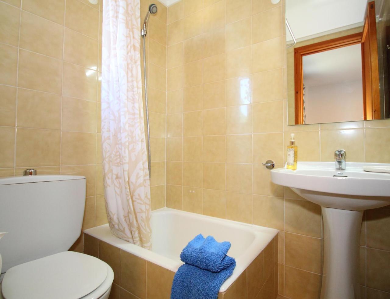 Family Seafront Apt Fantastic Seaview Pollença Exterior foto